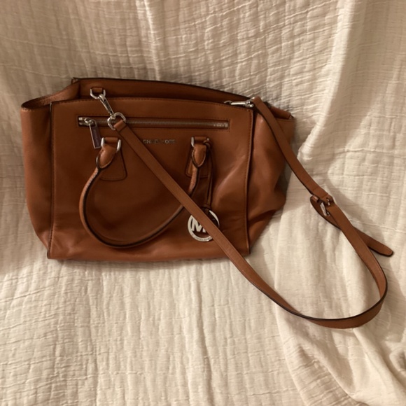 Michael Kors Handbag - Picture 2 of 3